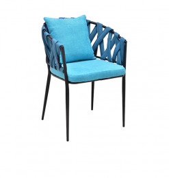 Chaise en tissu bleu et métal