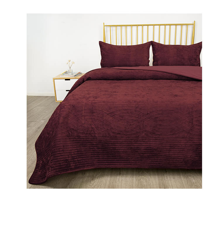 Couvre-lit 240x260 velvet bordeaux + 2 taies d’oreiller  | Linge de lit , Dakar, Sénégal