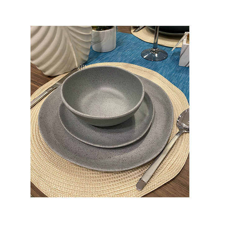 Assiette plate grise 28 cm en Mélamine et coco | Vaisselle en mélamine & plastique | 2 700 FCFA , dakar, Sénégal