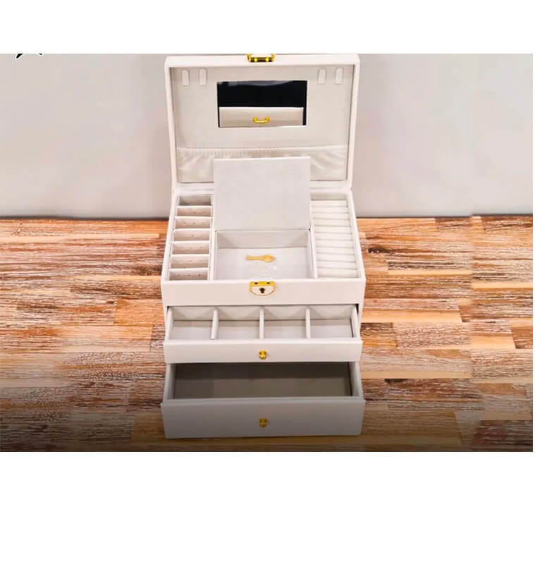 Boîte à bijoux 23x17x17.5 cm en PU | Accessoires beauté | 21 000 CFA , dakar, Sénégal