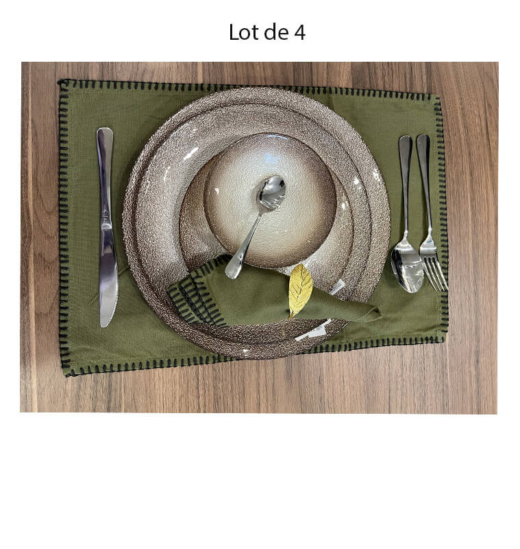 Set de table rectangle x 4 en coton 100% vert avec bordure noire, 48x33 cm | Sets & chemins de table | 3 700 CFA , dakar, Sén...
