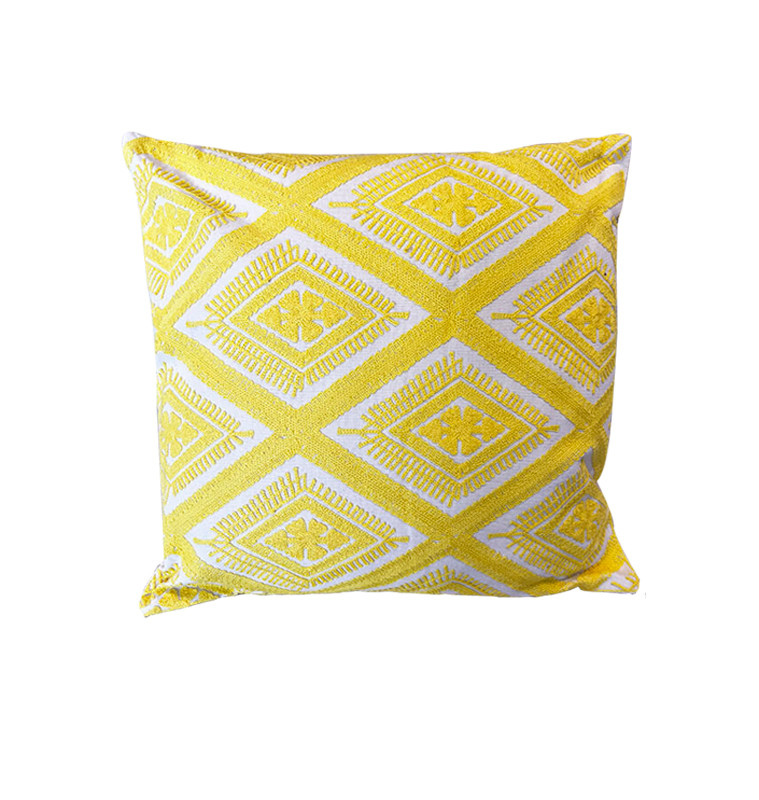 Coussin déco 45x45 cm blanc et jaune 400 filling à motif losange | Coussins déco , Dakar, Sénégal