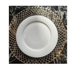 Assiette plate en porcelaine blanche striée, 26 cm | Vaisselle en porcelaine blanche | 3 400 CFA , dakar, Sénégal