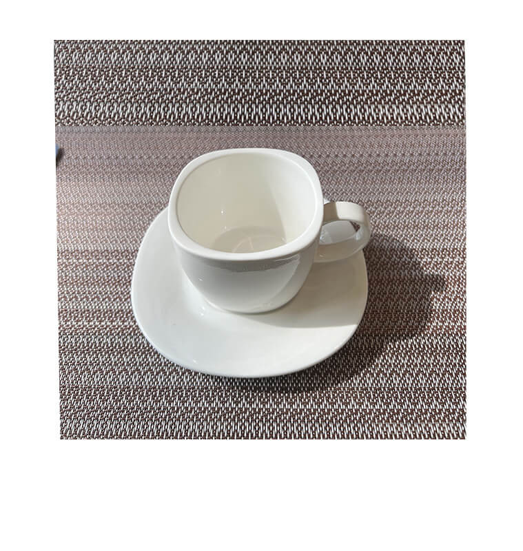 Tasse + sous-tasse en porcelaine blanche 180ml | Vaisselle en porcelaine blanche | 2 200 CFA , dakar, Sénégal