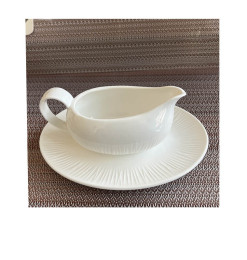 Saucière sur plat en porcelaine blanche strié, 240 ml | Vaisselle en porcelaine blanche | 4 100 CFA , dakar, Sénégal