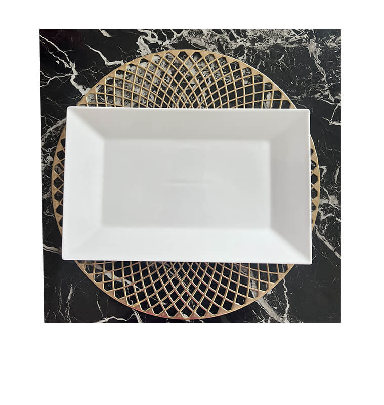 Assiette en porcelaine blanche 33x20.5x2 cm | Vaisselle en porcelaine blanche | 3 700 CFA , dakar, Sénégal