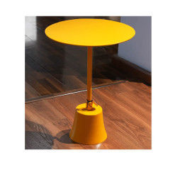 Table d'appoint métal jaune - 43x57 cm
