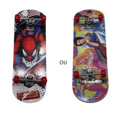 Skateboard design 70x20 cm en planche bois et roulettes en métal | Jeux sportifs | 9 900 CFA , dakar, Sénégal