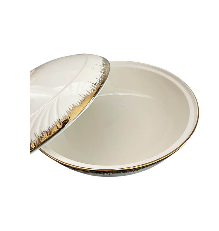Soupière en porcelaine blanche bordure dorée - 29,5 x 13,5 cm  | Vaisselle en porcelaine blanche | 12 600 CFA , dakar, Sénégal