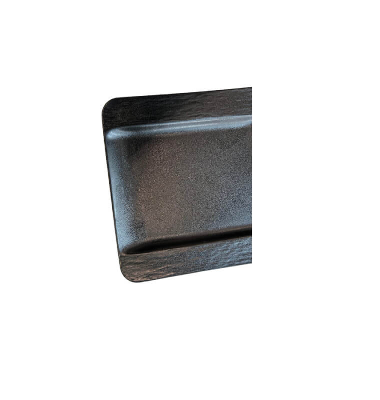 Assiette plate carrée 26,25 cm en céramique noir avec relief  | Assiettes & coffrets d'assiettes | 4 600 CFA , dakar, Sénégal