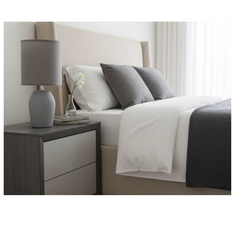 Lampe de chevet en céramique striée zigzag avec abat-jour, douille E14, 13x13x26 cm | Lampes de table, lampes de chevet , Dak...