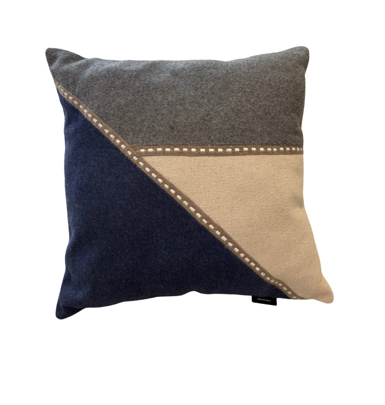 Coussin déco beige, bleu et gris, 45×45 cm | Coussins déco , Dakar, Sénégal