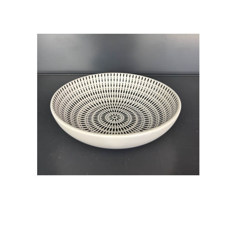 Assiette creuse 21 cm ethnique en grès blanc | Assiettes & coffrets d'assiettes | 1 600 CFA , dakar, Sénégal