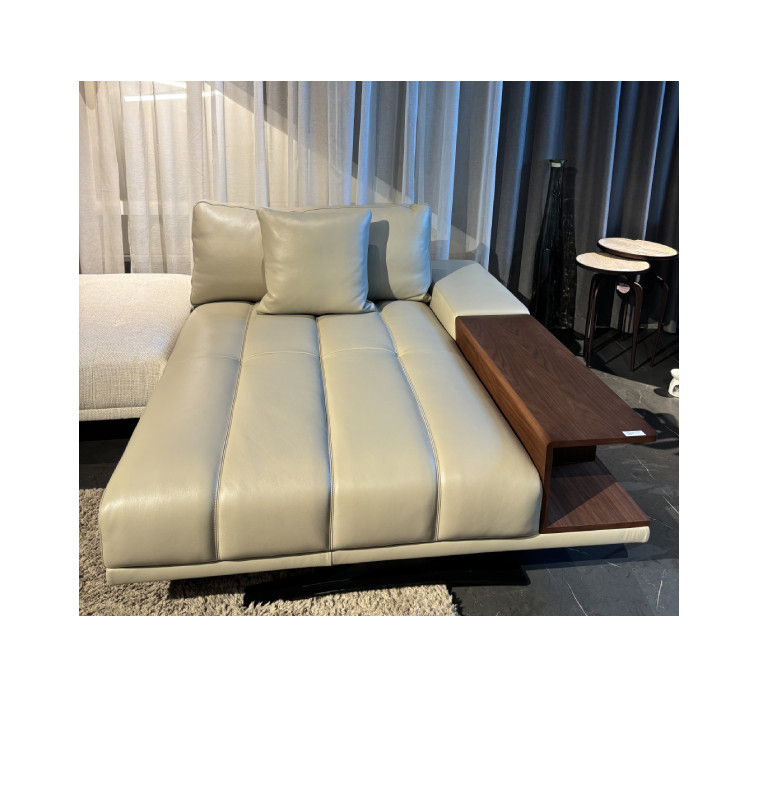 Salon d'angle cuir + split et tissu, split 455 x 295 x 105 cm + 3 coussins | 3 930 000 CFA | à Dakar