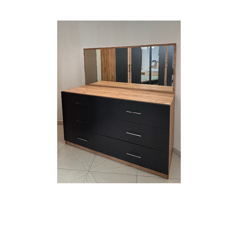 Chambre complète Dominic : Lit 180 x 200 + commode + Miroir + 2 Chevets + Arm 6 portes | 1 550 000 CFA | à Dakar