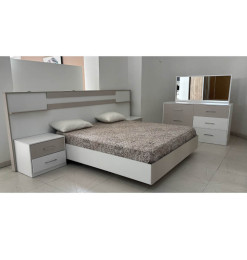 Lit Herminia : 180 x 200 + commode + Miroir + 2 Chevets | 875 000 CFA | à Dakar