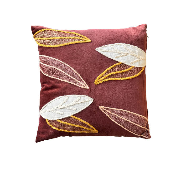 Coussin déco 45 x 45 cm multicolore à motifs brodés | Coussins déco , Dakar, Sénégal