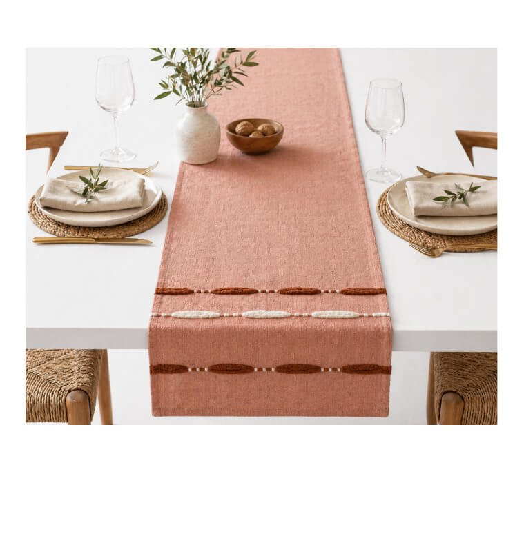 Chemin de table 33 x 150 cm rose et rust à détails décoratifs | Sets & chemins de table | 11 000 CFA , dakar, Sénégal