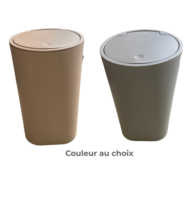 Poubelle sdb à bascule 19.4x27.4cm en plastique gris/taupe | Poubelles salle de bain | 3 200 CFA , dakar, Sénégal