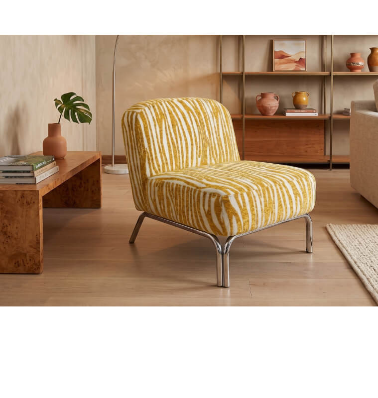 Fauteuil en tissu jaune et blanc 65 x 77 x 69 cm | 180 000 CFA | à Dakar