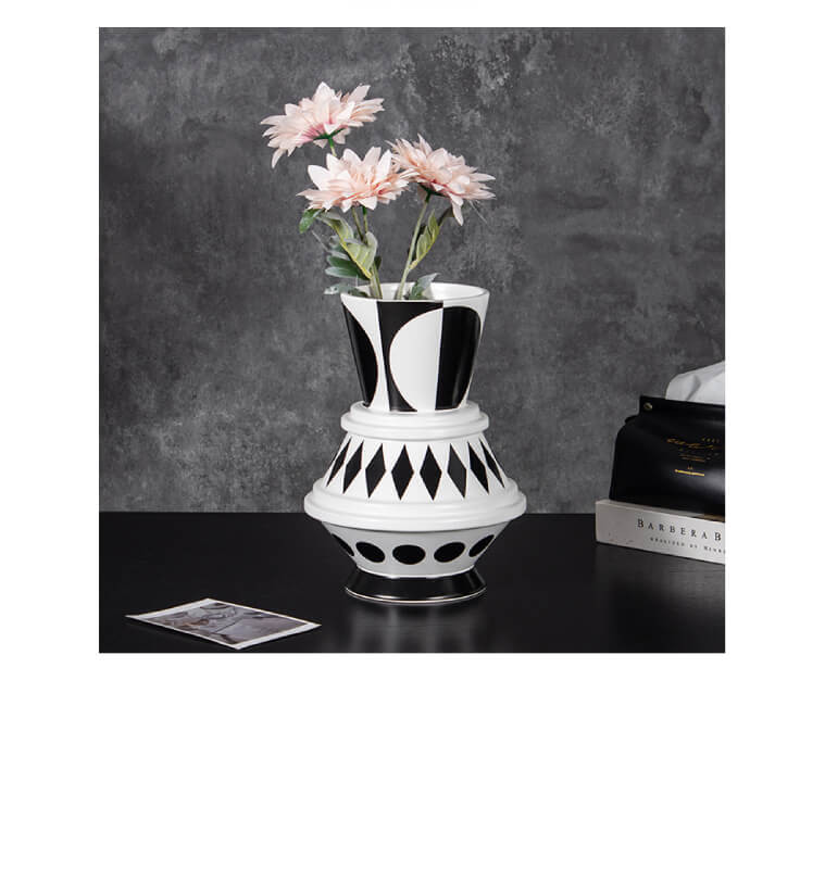 Vase déco ethnique en céramique noir et blanc 21 x 21 x 28,5 cm | Vases déco , Dakar, Sénégal