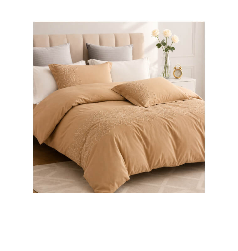 Housse de couette 240 x 260 cm + 2 taies en satin de coton beige brodé 300 fils | Linge de lit , Dakar, Sénégal