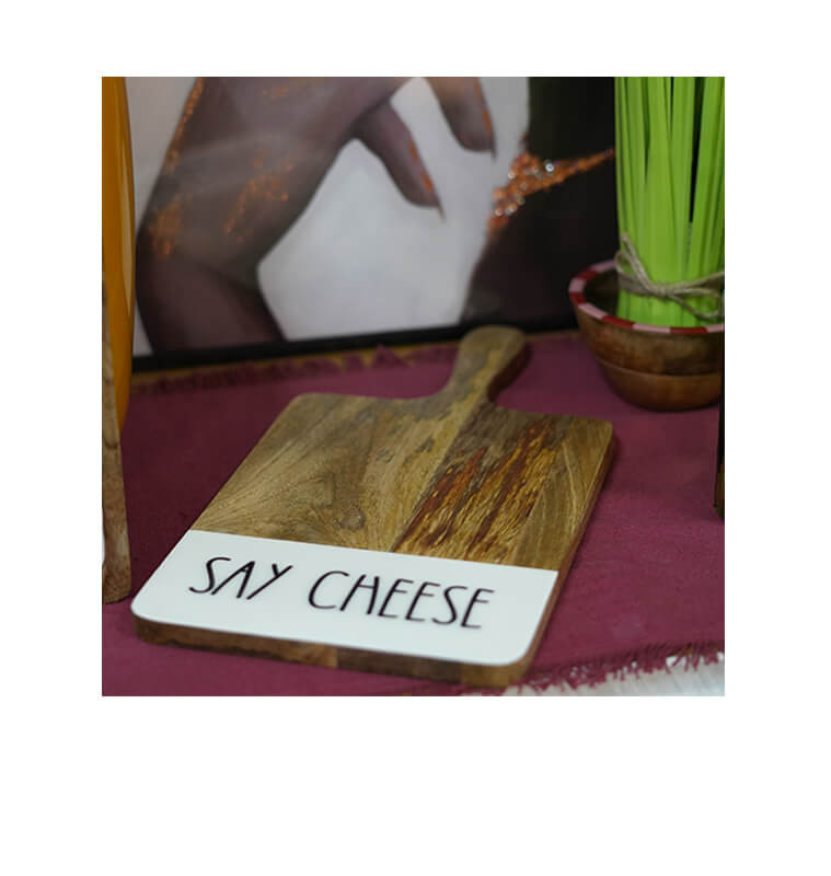 Planche à fromage en bois de manguier Say Cheese, 20 x 41 cm | Aperos, tapas & minis | 12 000 CFA , dakar, Sénégal