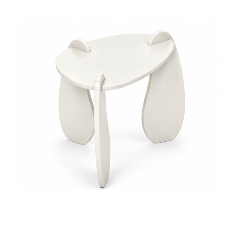 Table d’appoint sculpturale en MDF crème, 57,5 x 45 x 45,5 cm | Poufs, tabourets & tables , Dakar, Sénégal